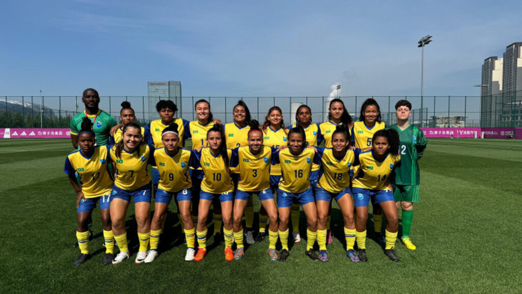 time-feminino-do-tocantins-se-destaca-no-mundial-escolar-de-futebol-e-ganha-partida-por-24×0