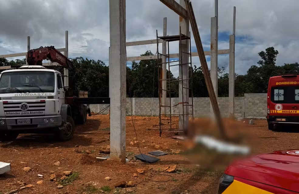 Trabalhador morre ao ser atingido por viga de concreto em obra na região sul de Palmas trabalhador-morre-ao-ser-atingido-por-viga-de-concreto-em-obra-na-regiao-sul-de-palmas