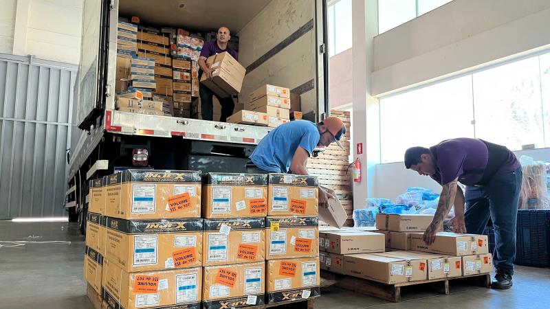 Prefeitura de Palmas recebe primeira remessa de insumos para abastecer rede de saúde prefeitura-de-palmas-recebe-primeira-remessa-de-insumos-para-abastecer-rede-de-saude