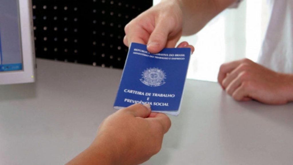 Tocantins ultrapassa marca de 100 mil empregos formais a mais que beneficiários do Bolsa Família tocantins-ultrapassa-marca-de-100-mil-empregos-formais-a-mais-que-beneficiarios-do-bolsa-familia
