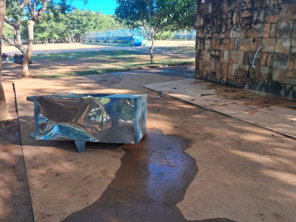 Bebedouros do Parque dos Povos Indígenas são destruídos e removidos após vandalismo bebedouros-do-parque-dos-povos-indigenas-sao-destruidos-e-removidos-apos-vandalismo