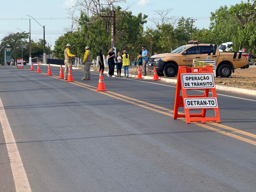 Governo e Detran atendem solicitação do deputado Wiston Gomes com blitz educativa em Araguatins governo-e-detran-atendem-solicitacao-do-deputado-wiston-gomes-com-blitz-educativa-em-araguatins