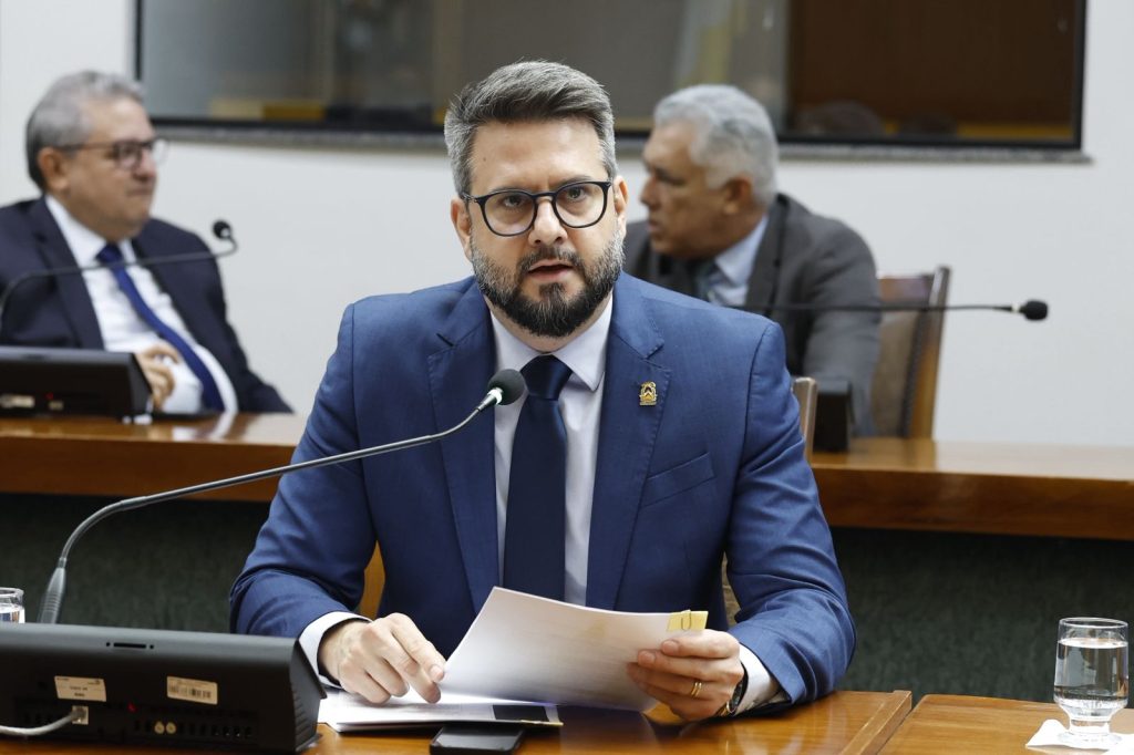 mantoan-apresenta-anteprojeto-de-lei-que-institui-a-politica-estadual-de-amparo-a-pessoa-idosa