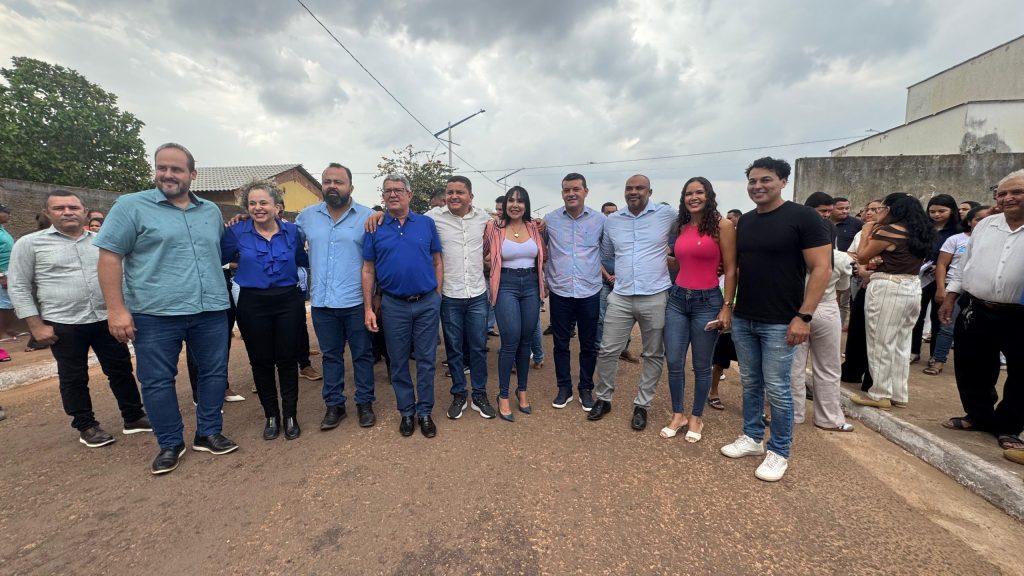 Deputada estadual Janad Valcari participa de lançamento de obras em Divinópolis deputada-estadual-janad-valcari-participa-de-lancamento-de-obras-em-divinopolis