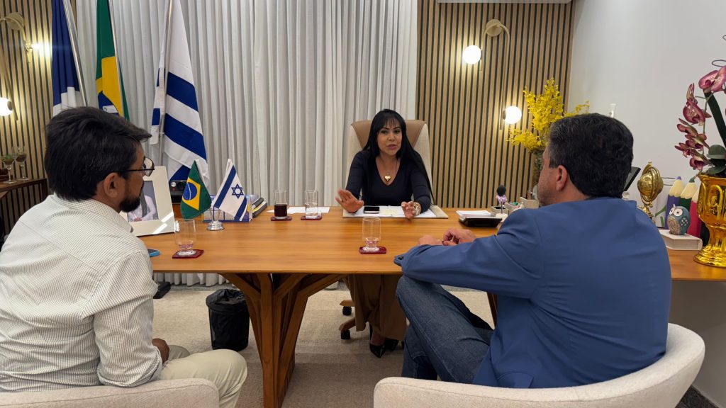 deputada-janad-valcari-solicita-pavimentacao-asfaltica-entre-povoado-barra-da-grota-e-to-164