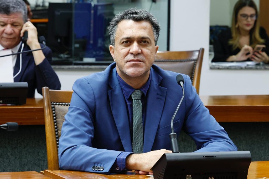 Luciano Oliveira inicia ano legislativo com foco no agro, saúde e infraestrutura luciano-oliveira-inicia-ano-legislativo-com-foco-no-agro,-saude-e-infraestrutura