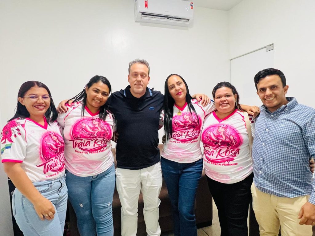 deputado-dr.-danilo-recebe-integrantes-do-traia-rosa-e-conhece-o-protagonismo-da-mulher-na-pesca