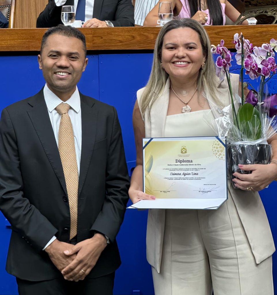 deputado-moisemar-homenageia-elsimara-aguiar-lima-em-sessao-solene-pelo-dia-da-mulher