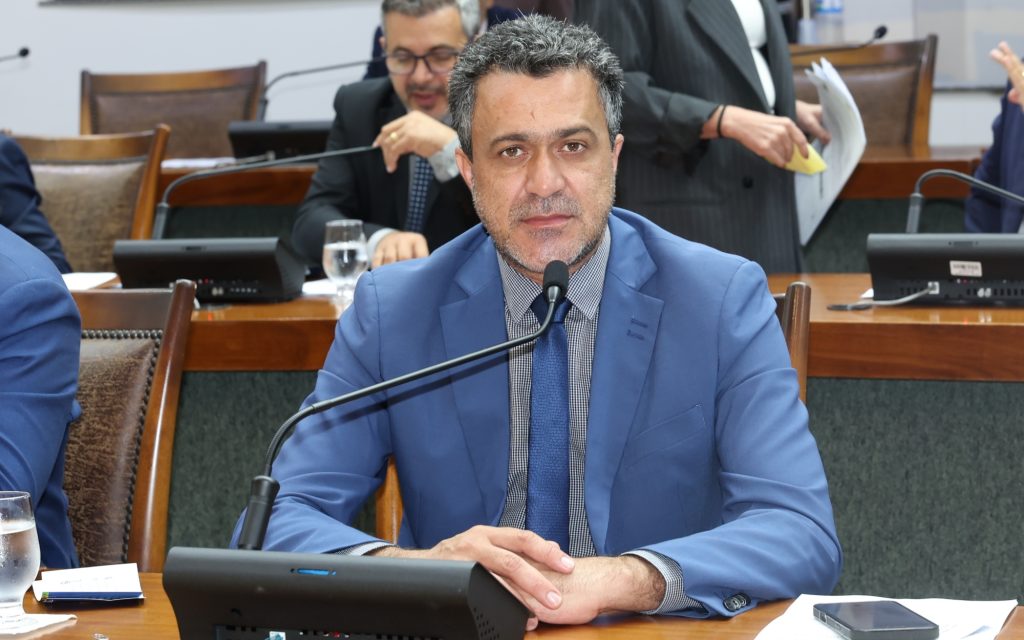 Política que incentiva a pesquisa científica na educação básica é aprovada na Aleto politica-que-incentiva-a-pesquisa-cientifica-na-educacao-basica-e-aprovada-na-aleto