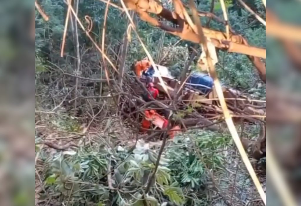 jovem-de-22-anos-morre-em-acidente-na-curva-de-taquarucu;-outras-duas-pessoas-ficam-feridas